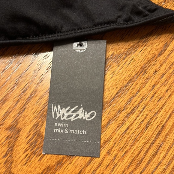 Black Mosso Halter style, Strappy bikini top with front corset cleavage … - Picture 5 of 8